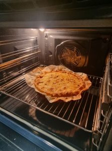 Cuisson de la tarte aux steaks