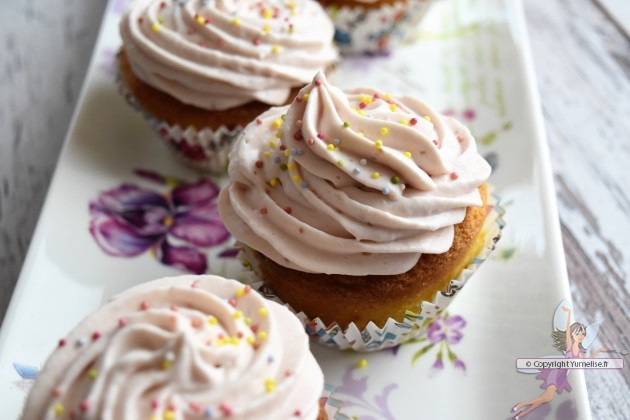 cupcakes à la fraise et au chocolat blanc