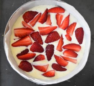 cheesecake garniture avec les fraises
