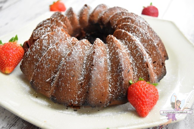 bundt cake chocolat et fraises mara des bois