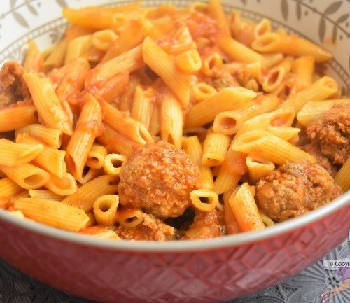 Spaghetti boulettes de boeuf et sauce à la tomate - Yumelise
