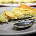 part de tarte aux pommes et chocolat