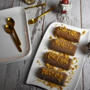 bûches au chocolat craramel et émietté de sablés