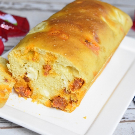 Cake au Babybel et chorizo