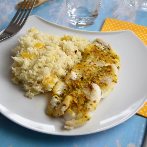 assiette de cabillaud au curry et riz coco