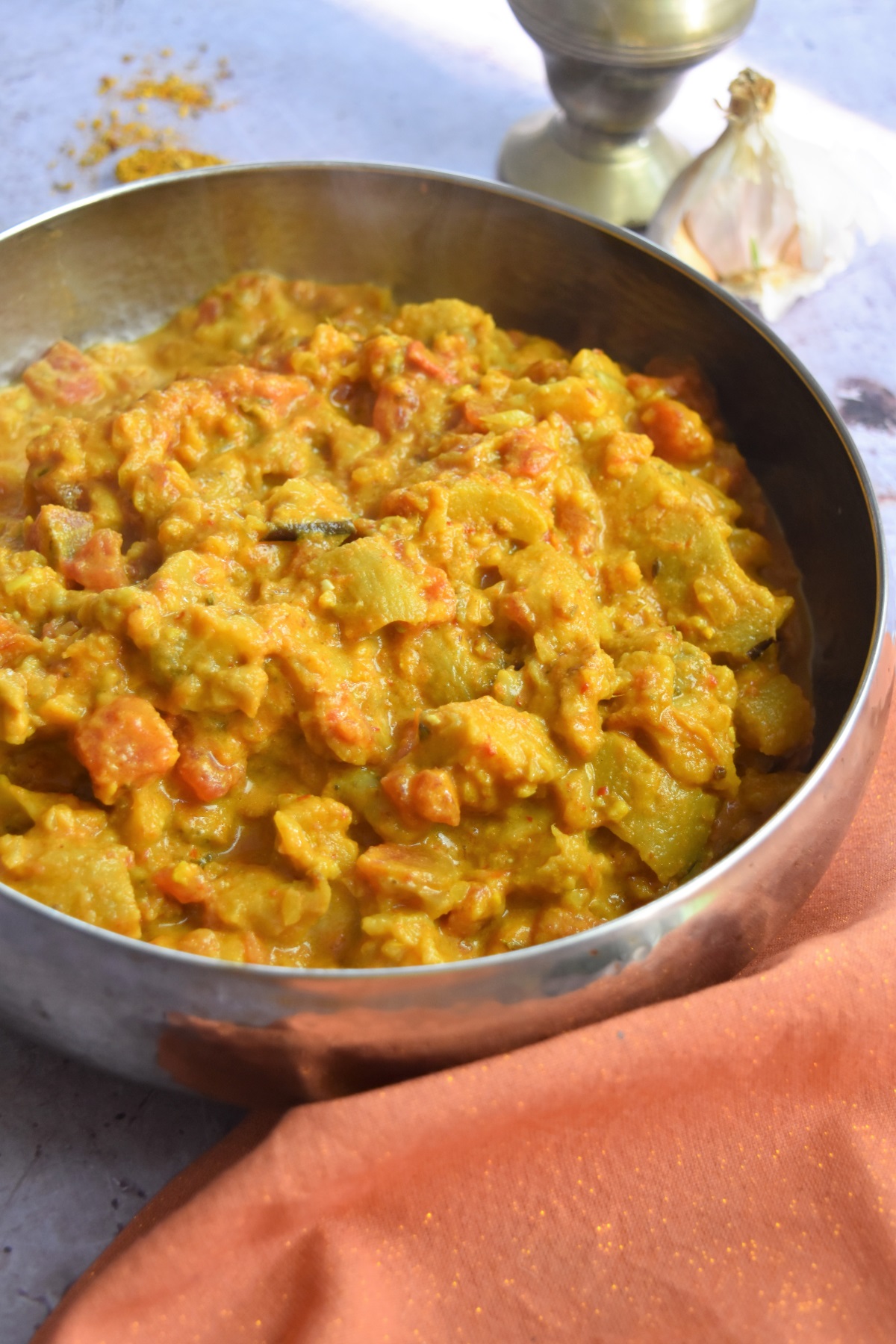 plat de curry d'aubergine