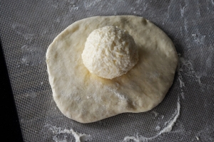 pâte et boule de fromages