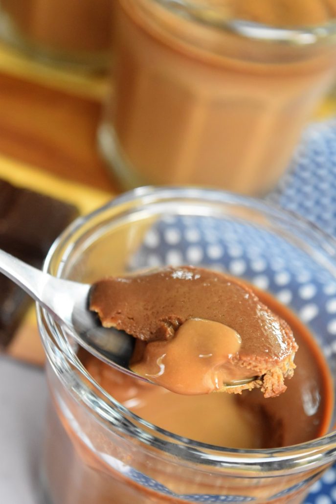 Crèmes au chocolat et lait concentré sucré