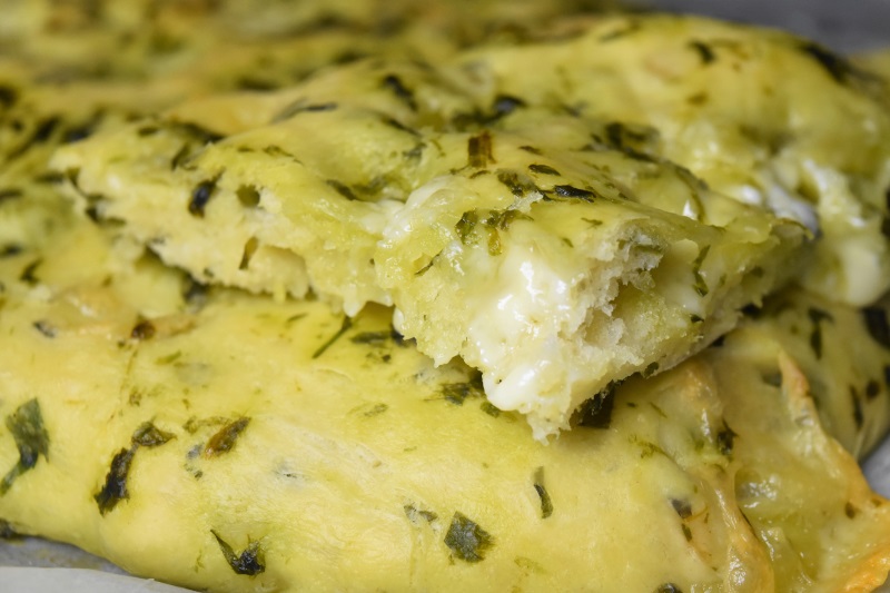 Fougasse à l'ail des ours et fromage