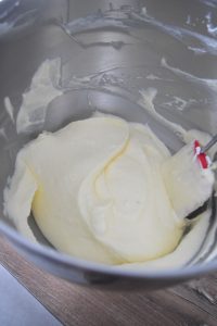 Mousse au citron pour gâteau nuage