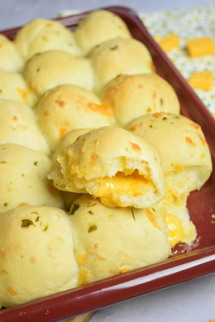 Pain au cheddar pour l'apéritif