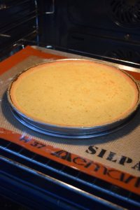 Cuisson du fond de tarte et crème amandine