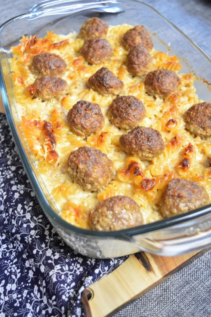 Boulettes de viande et pâtes à la suédoise