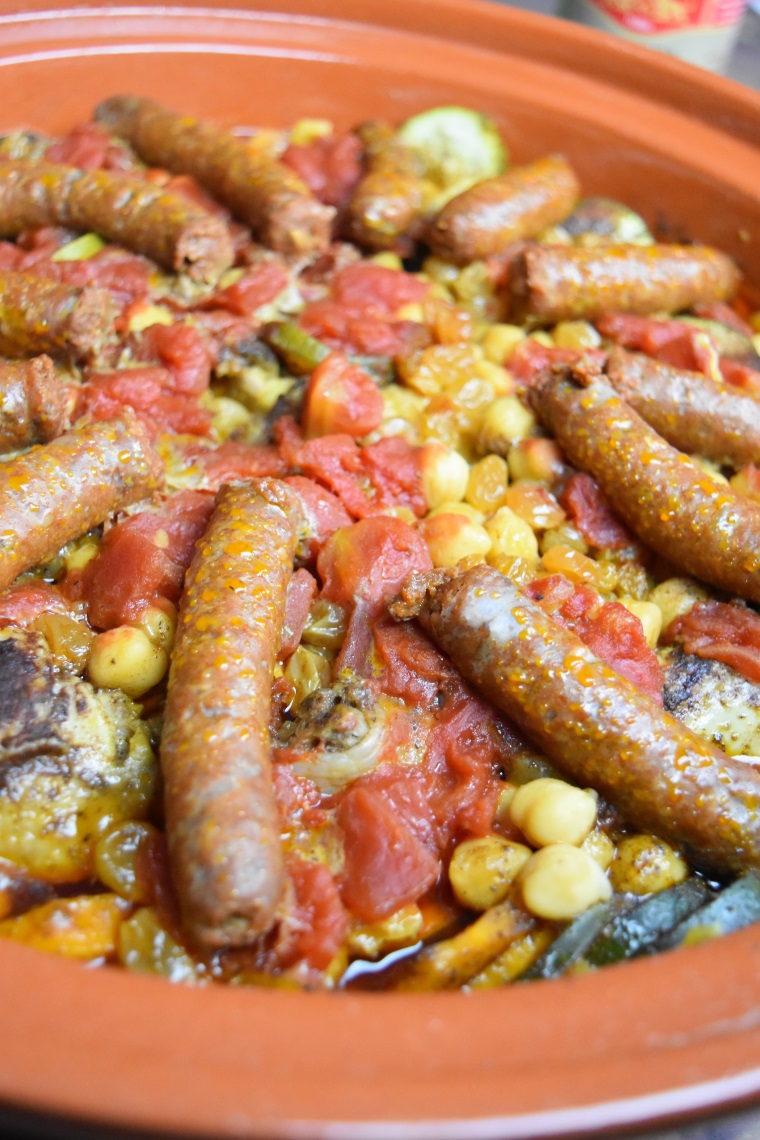 Tajine marocain au poulet et merguez - recette facile