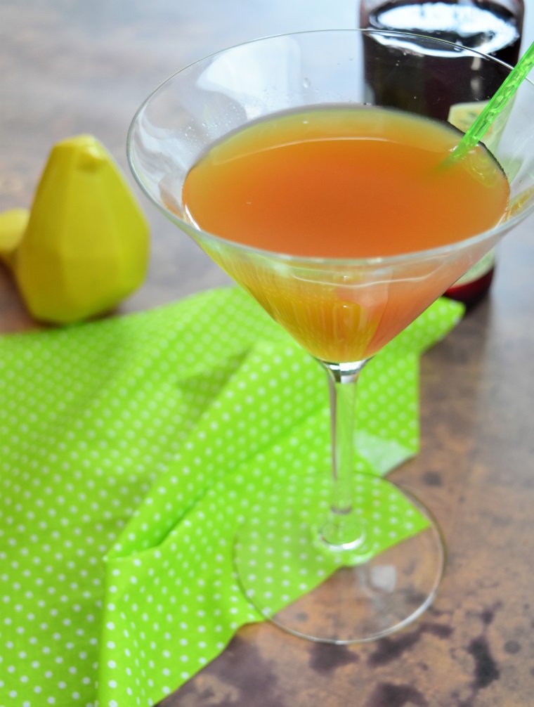 Cocktail fruits de la passion et rhum