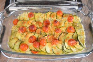 Courgettes, tomates et fromages