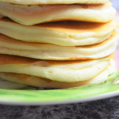 Pancakes aux blancs d'oeufs - recette extra moelleuse