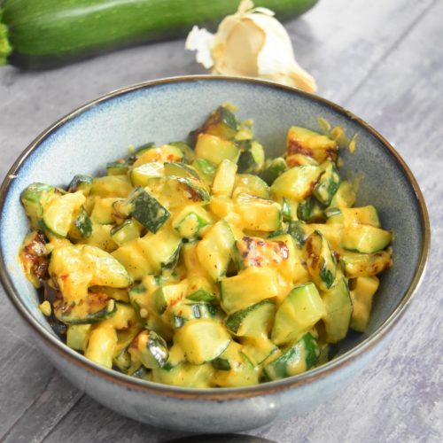 Poêlée de courgettes au cheddar