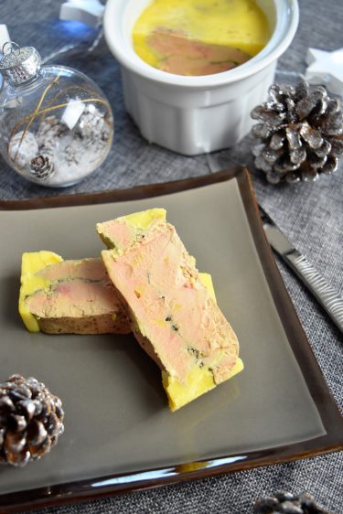 Terrine de foie gras maison à la vanille