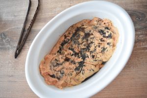 Préparation de la terrine de foie gras à la vanille