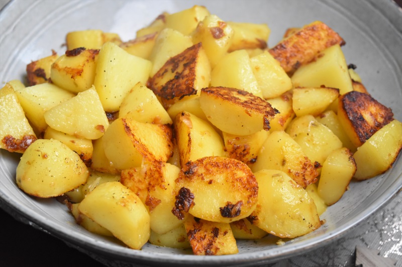 Pommes De Terre Sautées à La Graisse De Canard