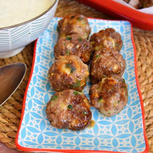 Boulettes de boeuf à la mozzarella et sauce citron vert