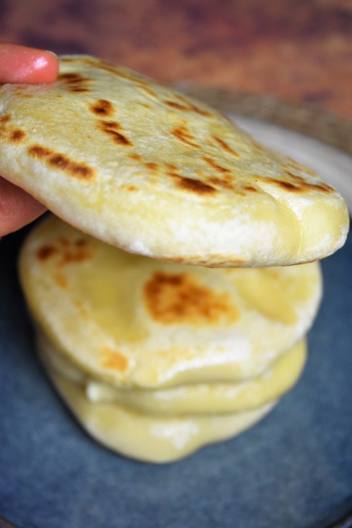 Pain au fromage cuit à la poêle