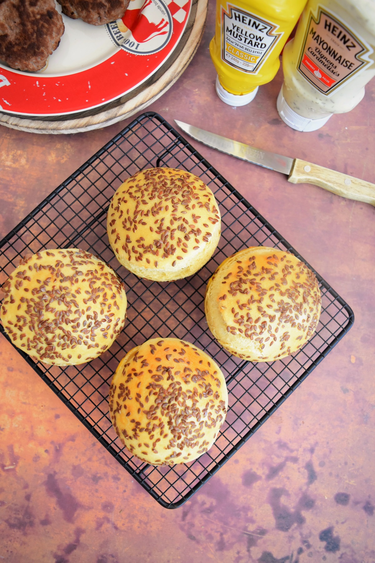 Pain burger au levain - recette de buns moelleux