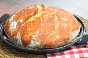 Pain au levain en cocotte