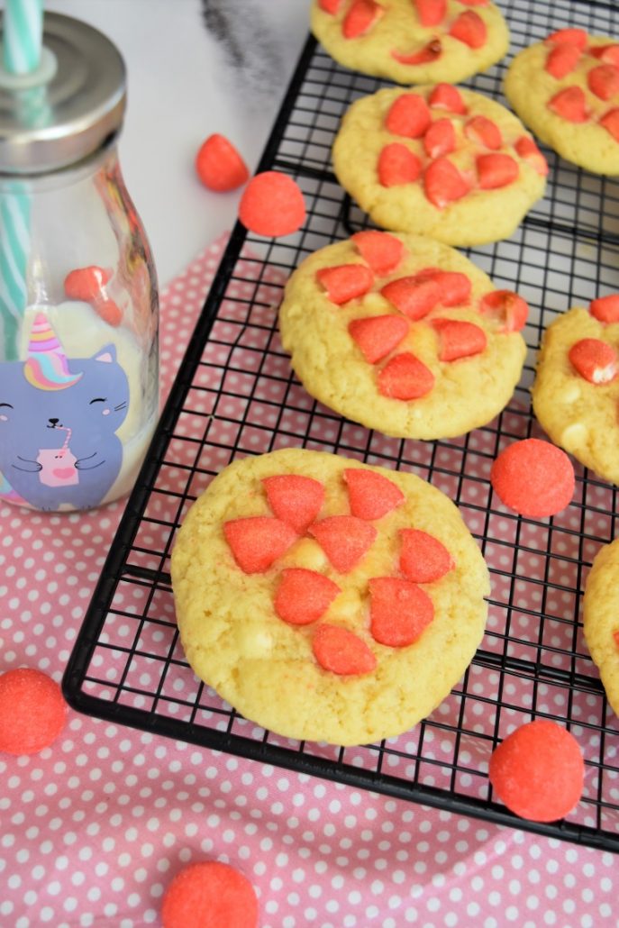 Cookies chocolat blanc et fraise tagada