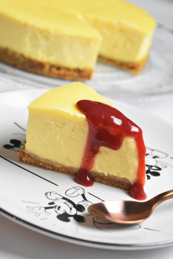 Cheesecake au coulis de fruits rouges