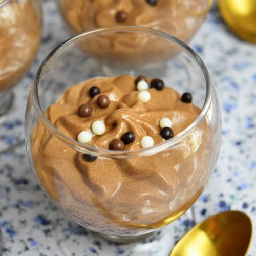 Mousse au chocolat au lait aux blancs d'oeufs