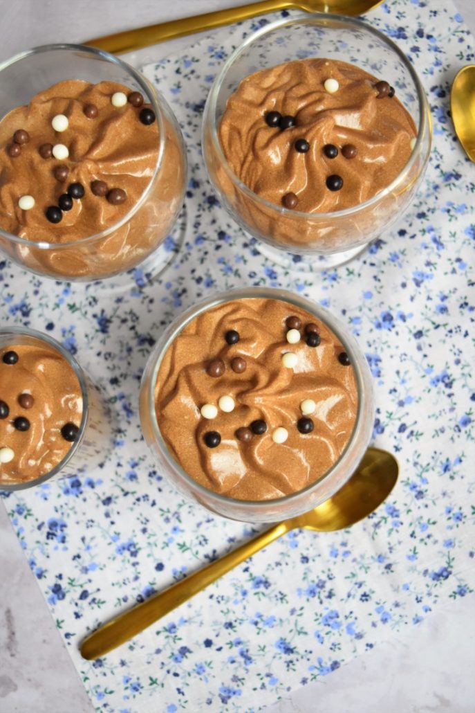 Mousse au chocolat légère aux blancs d'oeufs