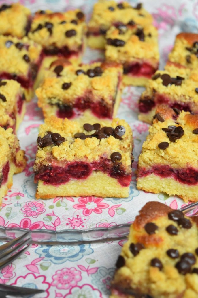 Crumb cake aux framboises et pépites de chocolat