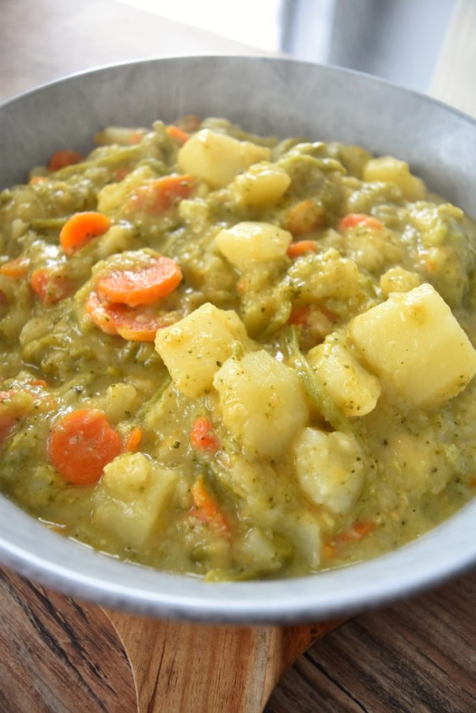 Pommes de terre, cheddar, légumes au Cookeo