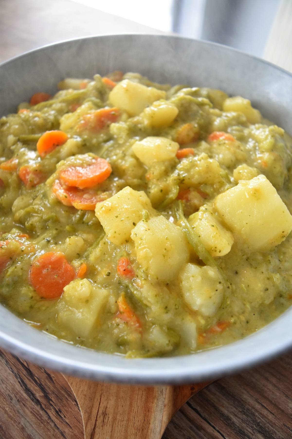 Pommes de terre aux légumes et cheddar au Cookeo