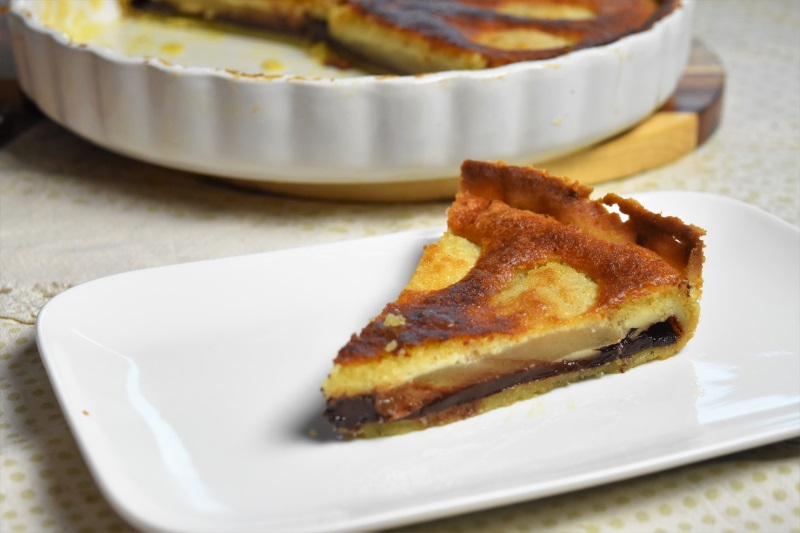 Tarte aux poires et nappage chocolat noir