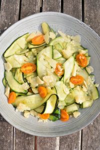 Salade de tagliatelles de courgettes