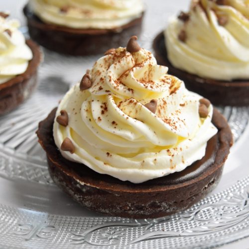 Tartelettes au chocolat et chantilly