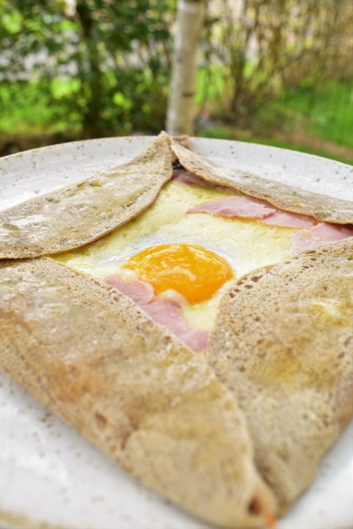 Galette oeuf jambon fromage