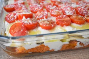 Lasagnes au thon, courgette, aubergine, tomates cerises