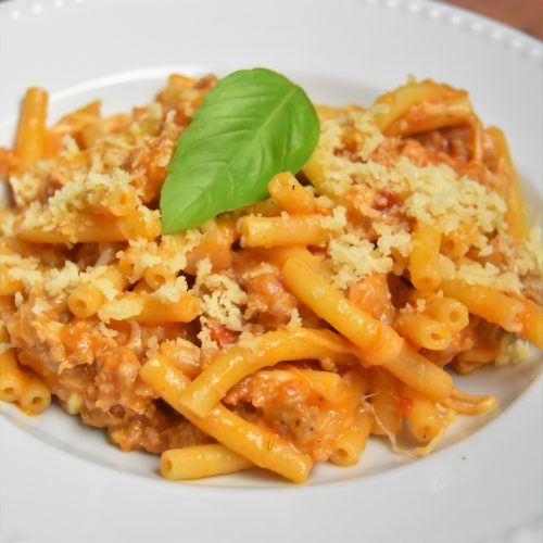 Macaroni à la viande, tomate et mozzarella de Cyril Lignac