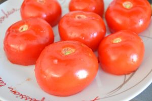 Tomates pour tomates farcies