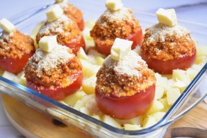 Tomates farcies aux pommes de terre