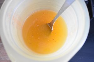 Bouillon et confiture d'abricots