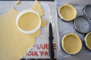 Fonçage des cercles à tartelettes