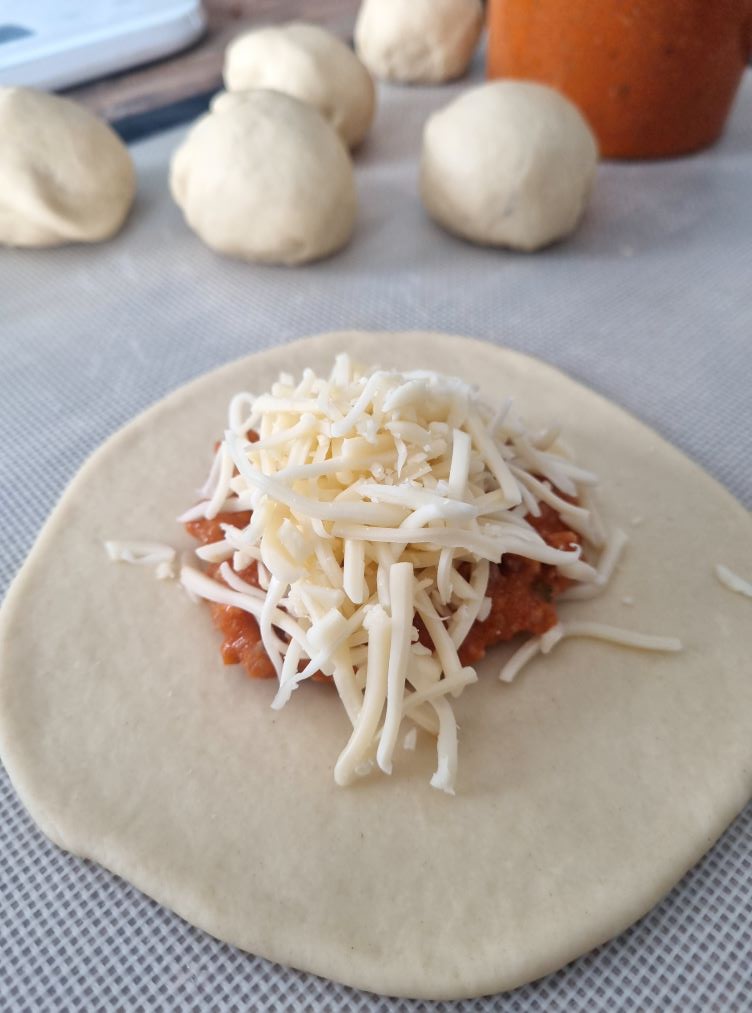 Faire les buns à la bolognaise