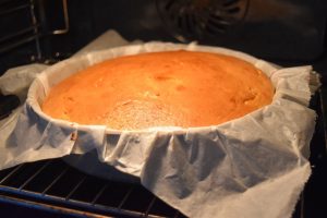 Cuisson du gâteau banane caramel