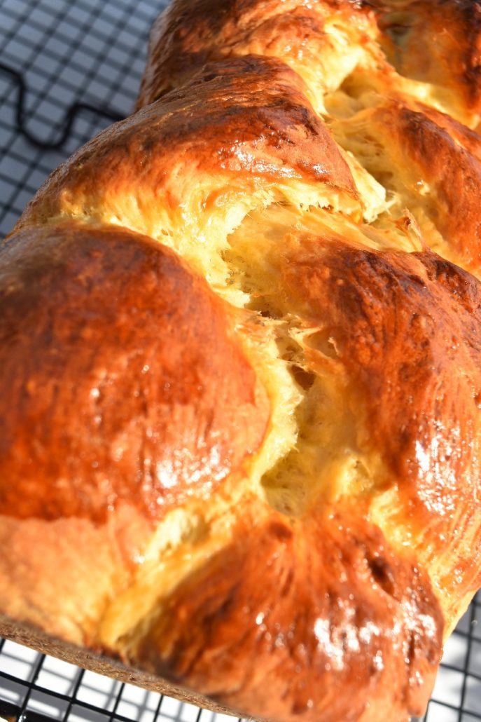 Brioche tressée à la mie filante