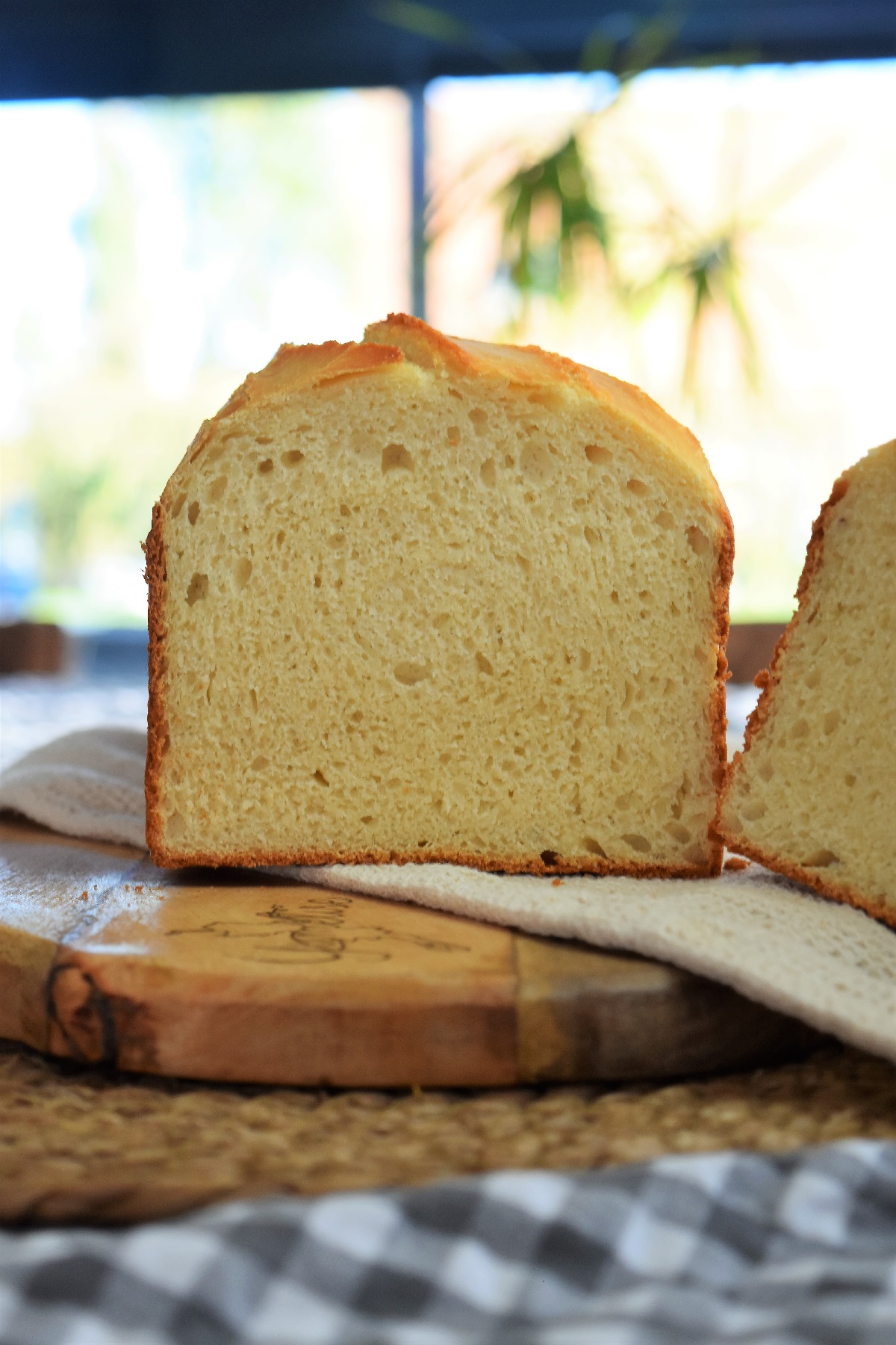 Pain de mie dans grand moule